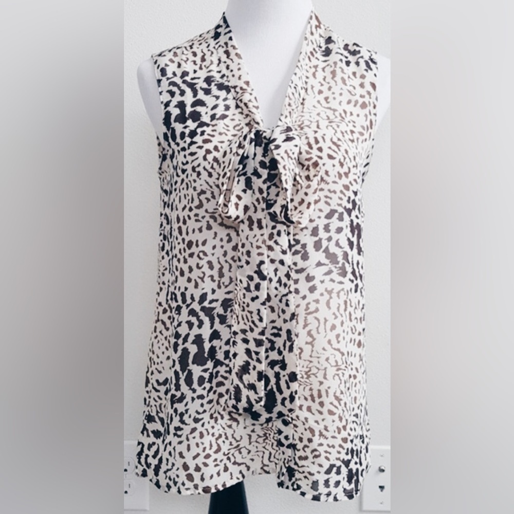 Leopard Bow Top